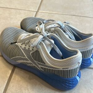 Reebok Nanos size 8.5